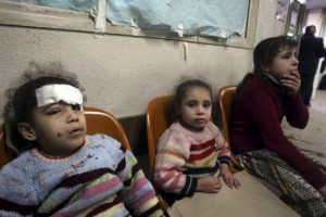 Israels Krieg gegen Gaza 2009 - am meisten leiden die Kinder. Ihre Fotos sah man kaum in westlichen Medien. Quelle: Ärzte ohne Grenzen.